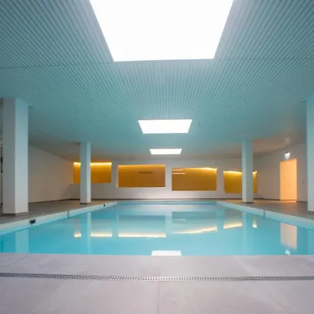 La Riva 201 *